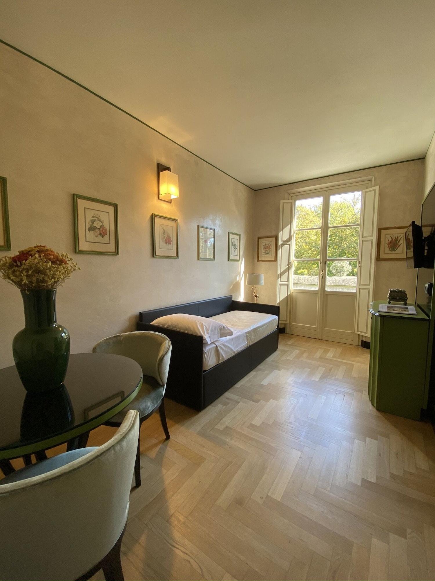 Hotel Verdi Boutique Hotel Parma Exterior photo